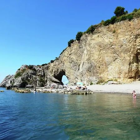 Casa de Férias Luxurious In Palinuro Italy With Swimming Pool Centola